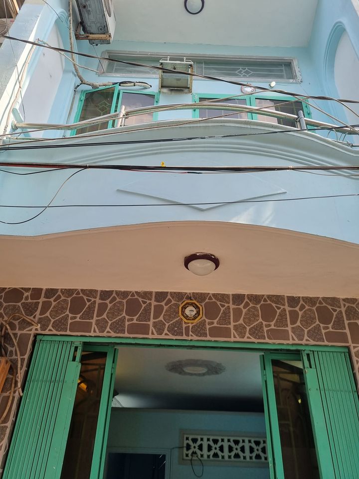 Ban-nha-luong-van-can-quan-8 (1)