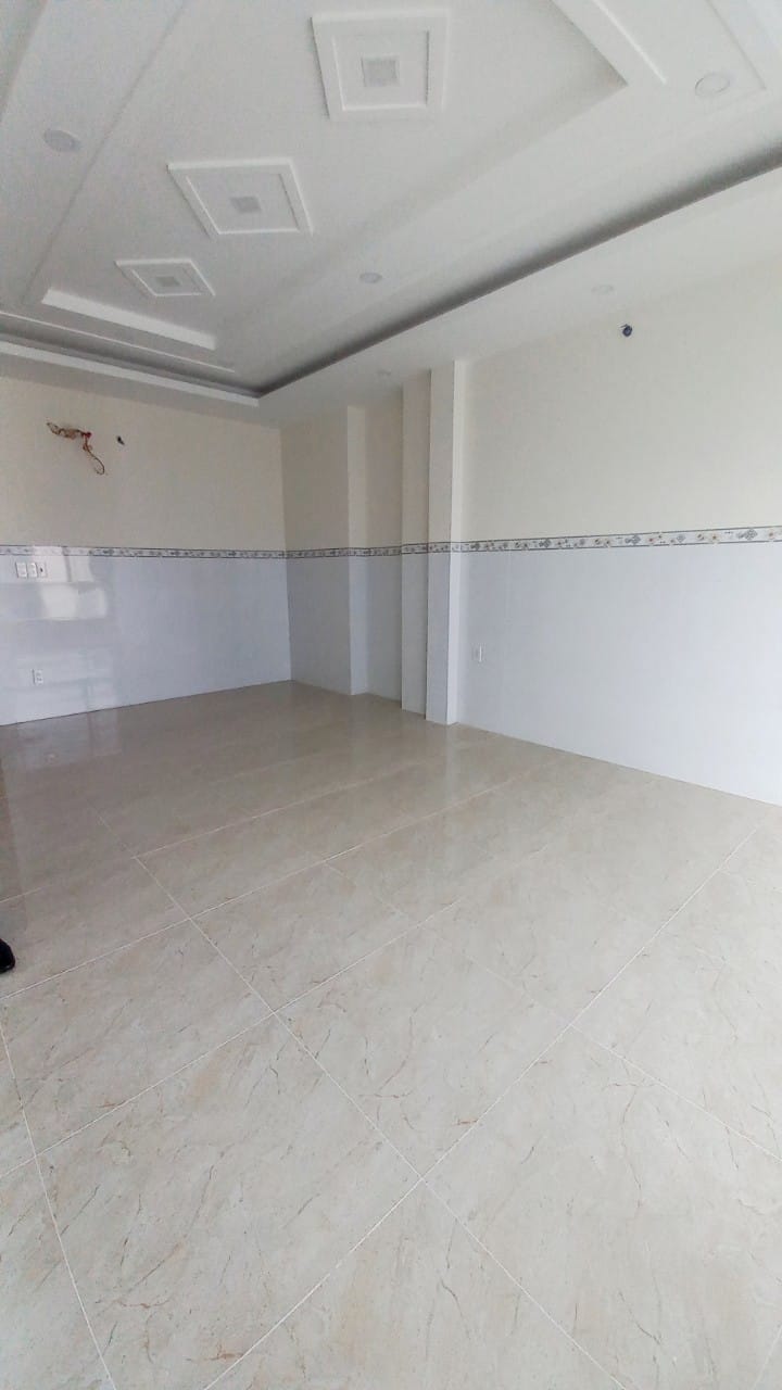 ban-nha-mat-tien-ta-quang-buu-quan-8 (12)